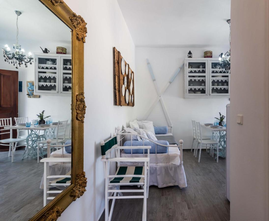 Maison Triantatria Plaka  外观 照片
