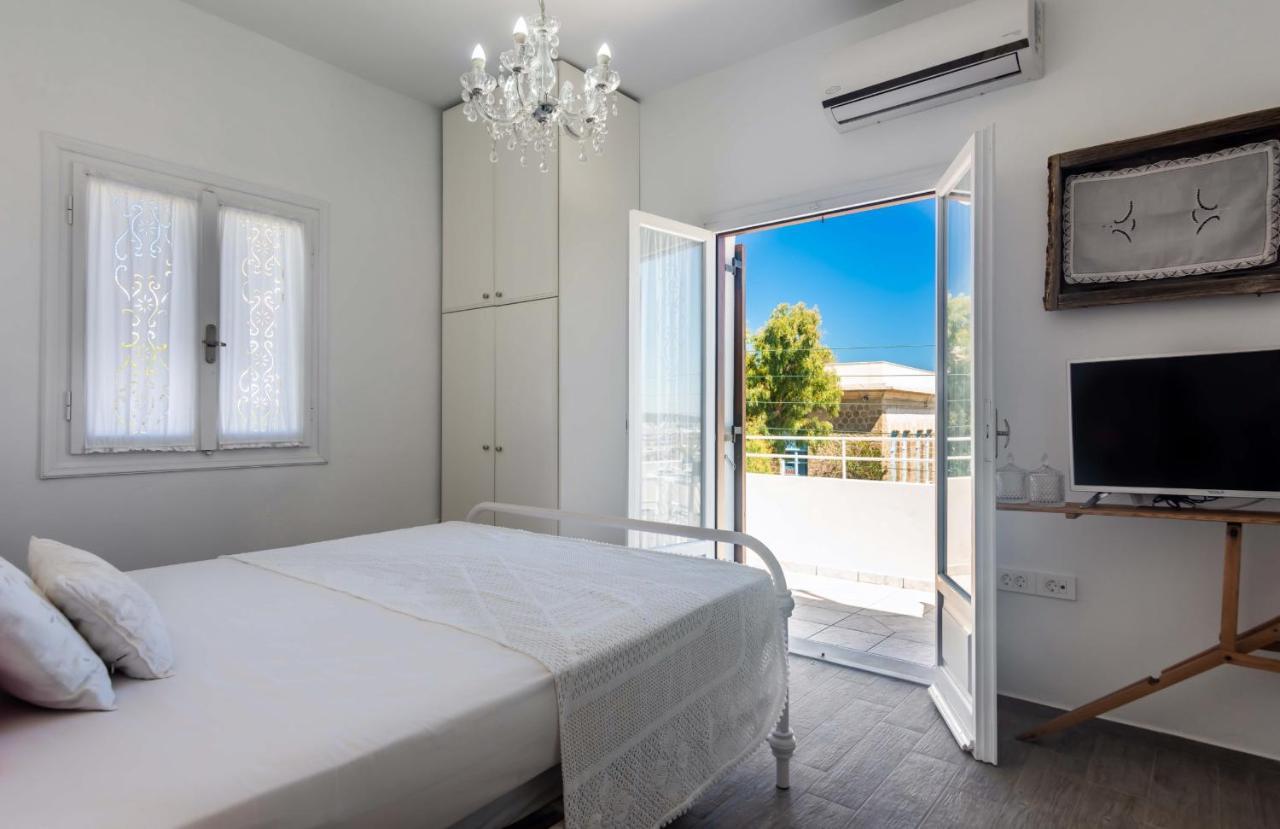 Maison Triantatria Plaka  外观 照片